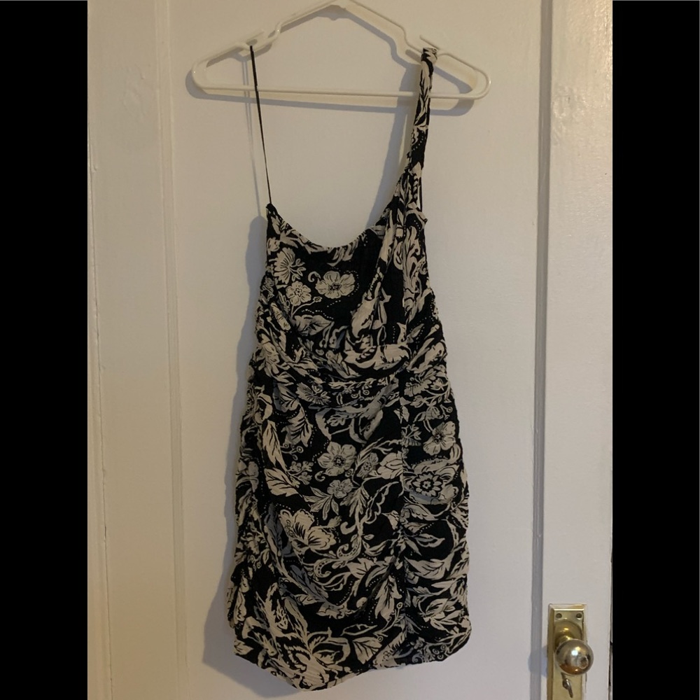 New with tags - Zara dress